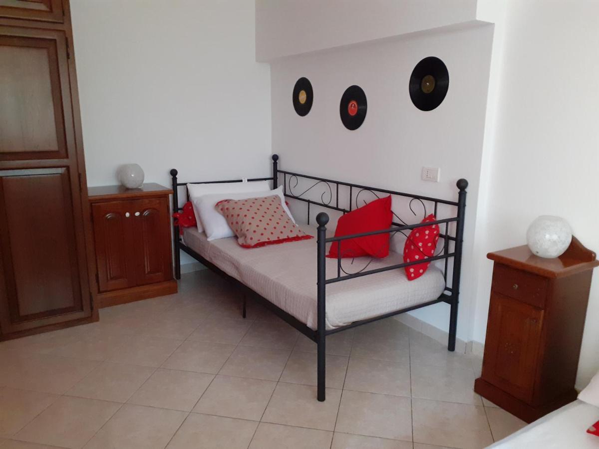 B&B Marzo '51 Villasimius Extérieur photo
